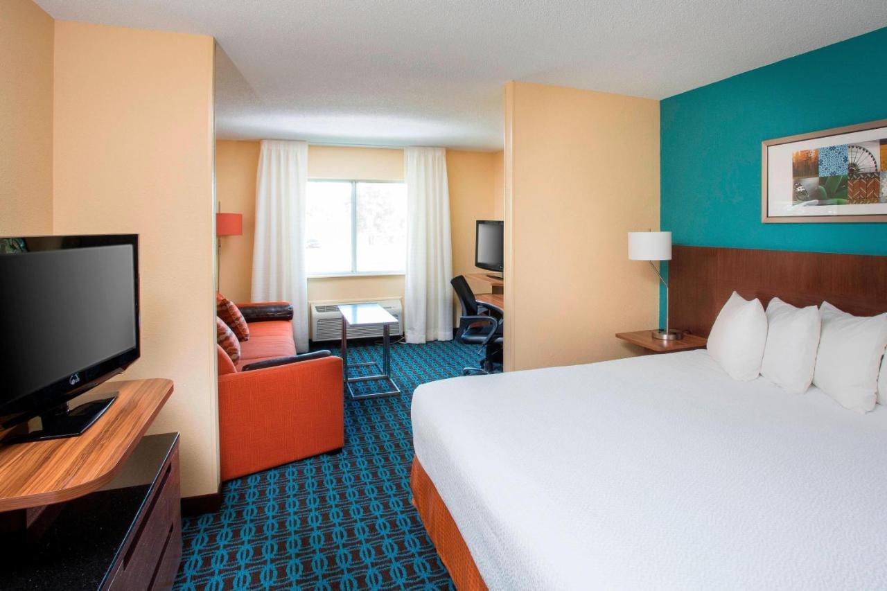 Fairfield Inn & Suites By Marriott Terre Haute Bagian luar foto
