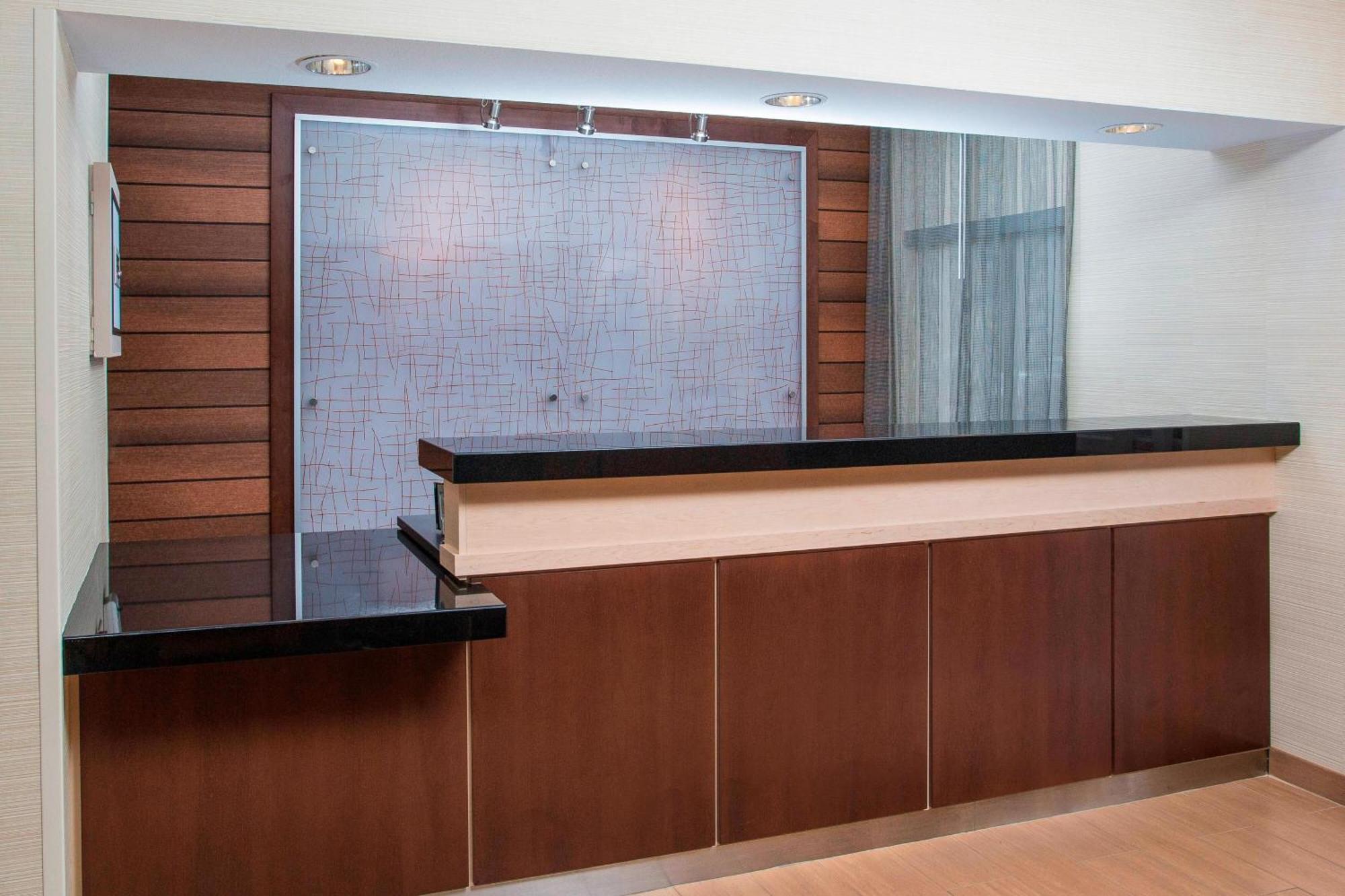 Fairfield Inn & Suites By Marriott Terre Haute Bagian luar foto